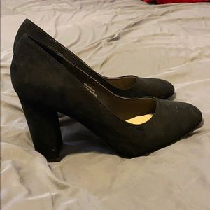 Black formal heels